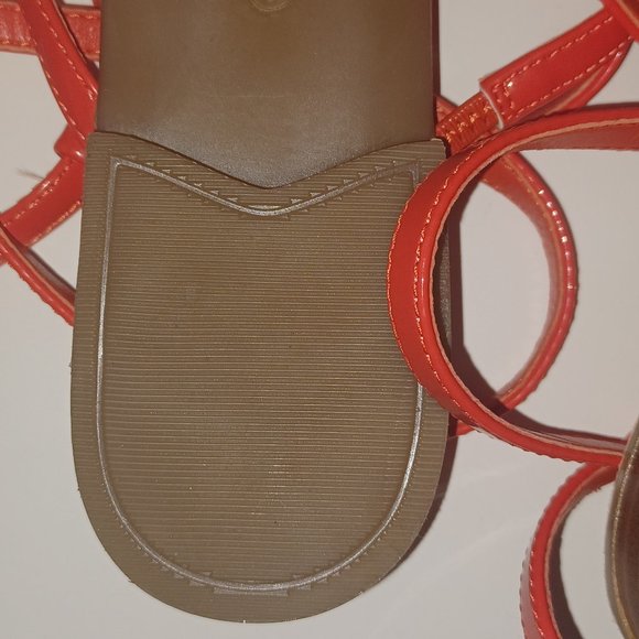 New GUESS Factory Mannie Gladiator Flat Sandals - Picture 10 of 11